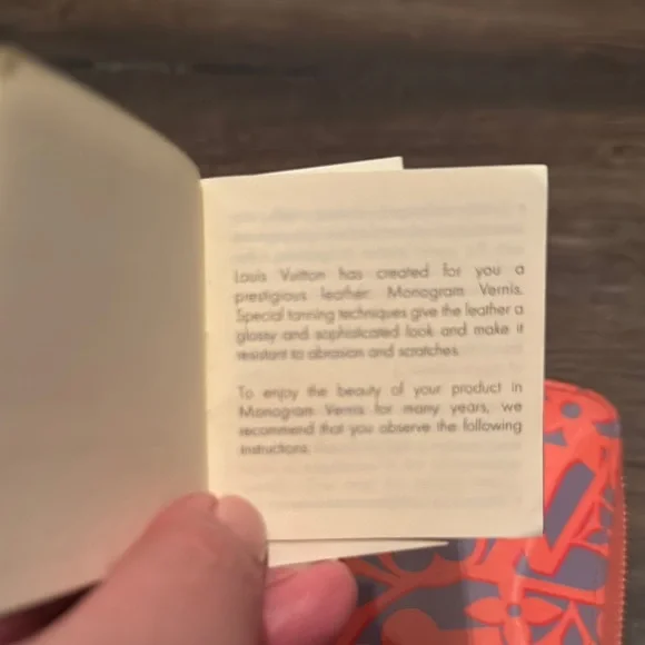 Louis Vuitton Peach and Gray Wallet - Picture 7 of 15